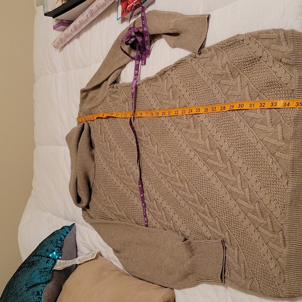 Tan cable knit seater dress - Picture 4 of 5